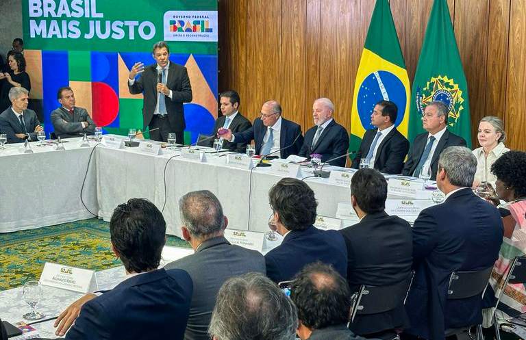 Entenda a isenção de IR até R$ 5 mil e a nova taxação dos mais ricos